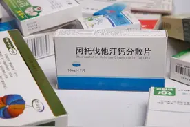 有医生建议用“瑞舒伐他汀”替代“阿托伐他汀”，两者有何不同？图片