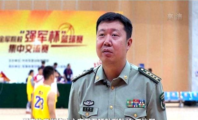王治郅：离婚后重新再婚，退役迎娶美女主持周蕾，人生终圆满