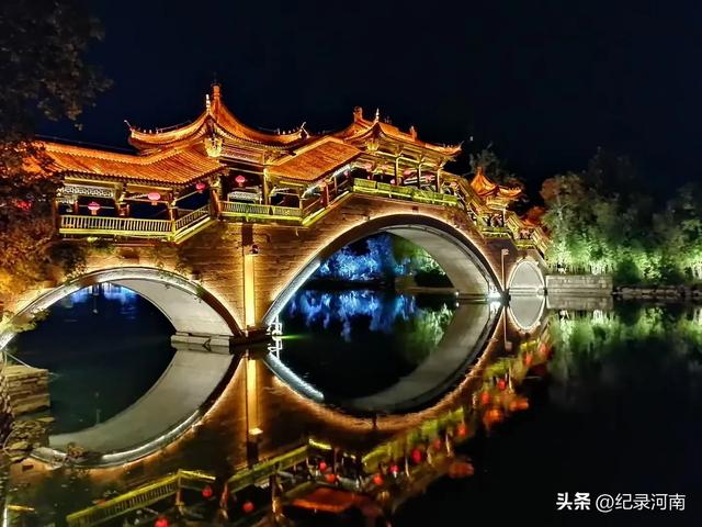 欢迎欢迎，热烈欢迎清明上河园开始运营商丘古城，商丘人兴高采烈