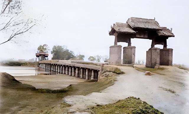 1910年澳洲人莫理循，骑马从咸阳去兰州，拍下29张西北奇观
