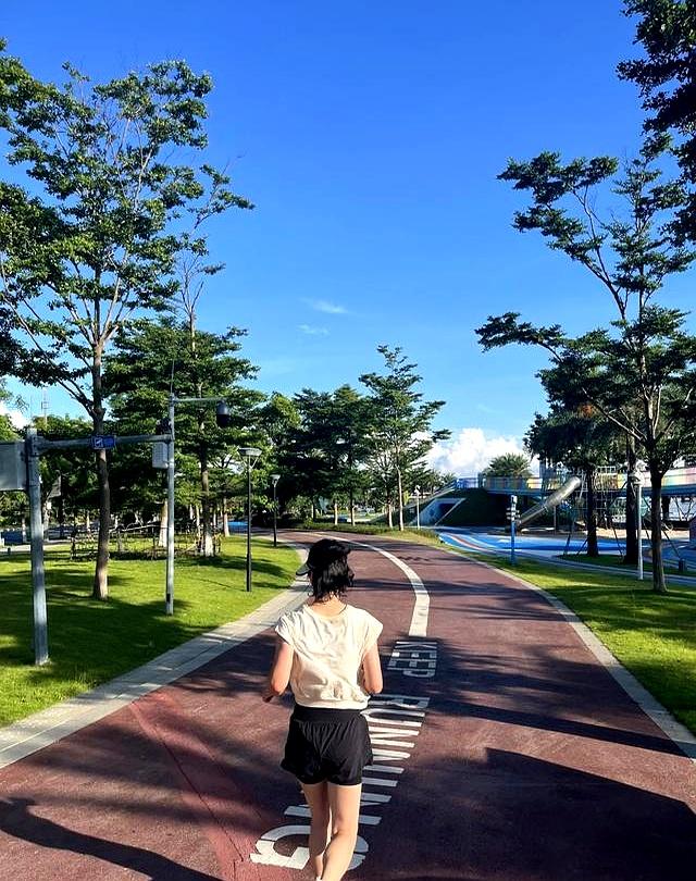 慢跑是个宝，中老年人一定要选择慢跑，是给以后的你攒下最大财富