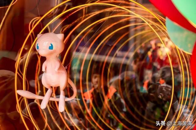 外滩这里人气“爆爆爆”！300㎡真冰滑冰场+马戏表演，冬日嘉年华梦幻启航啦！