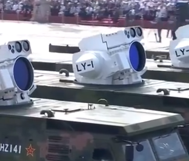 打脸了！张召忠曾说：以美国经验，中国激光武器20年也无法服役！