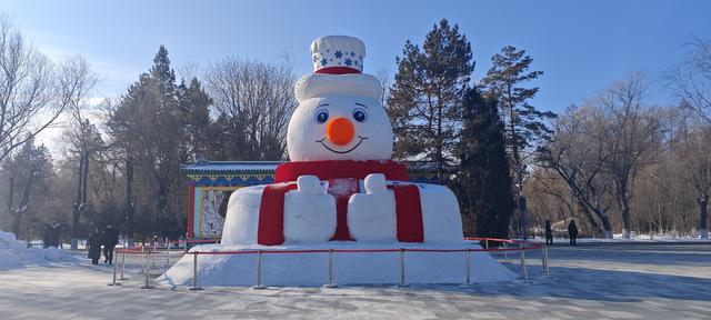 【组图】北秀公园大雪人，寒冬打卡乐缤纷