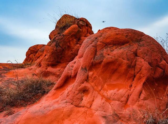 明光这片红石滩，美到让相机发烫