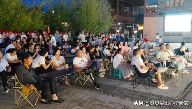 中国阳明文化园衡南云轩：群众大舞台 路边音乐会清凉来袭