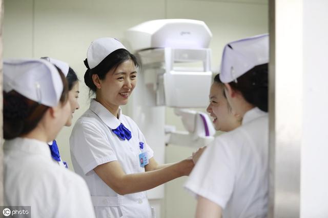 普通中小学基础教育，教学目标从"双基""三维目标"到"核心素养"