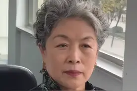 时尚，干练，精神，洋气，显年轻，中老年好打理的发型图片