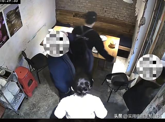 10人聚餐逃单后续：10人已社死，组局人身份被扒，张某正脸照曝光