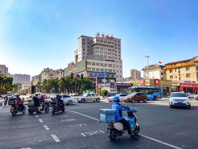 区府! 名校! 商业! 实探莆田南北大动脉，见证主城楼市发展!