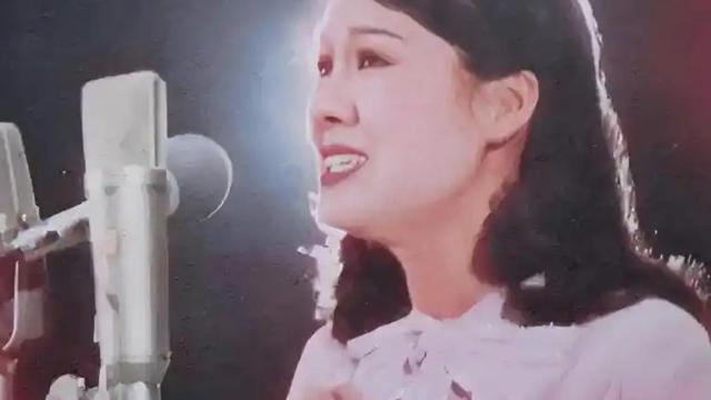 事业巅峰远赴美国，被老外“玩腻”后晚年回国，如今变成了这样！