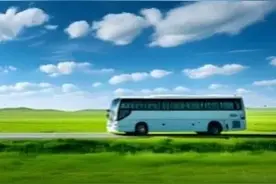 大巴车司机阅人无数，与女导游经历的那些事，远远会超出你的想象图片