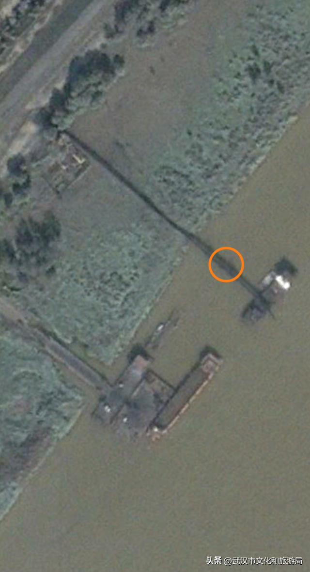 长江水位下降，武汉的秘密藏不住了！