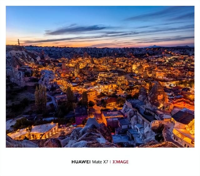 红枫影像：始于光学，抵达心学