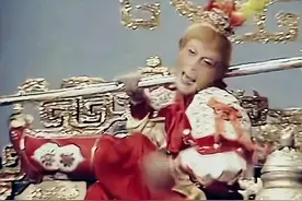 西游记最大逻辑错误，大闹天宫时天下无敌，取经连妖怪都打不过！图片