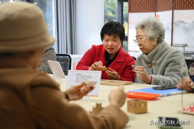 中央定调未来5年！明确提出上调农民养老金，2026能涨到500元吗？