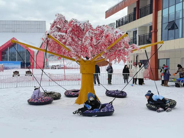 冬日亲子游,首选龙头山!打卡冰雪童话,承包全家欢乐时光~
