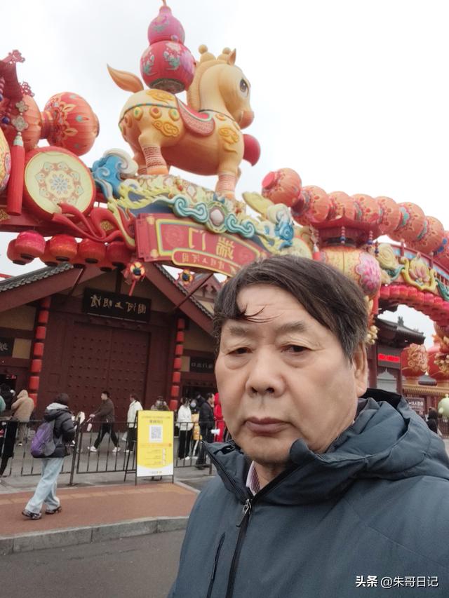 马年初10独自开封清明上河园记。