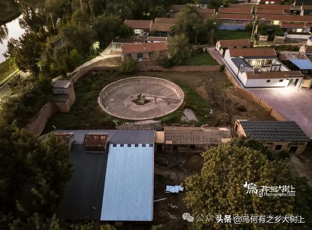夜色下来到东光县连镇，这座津浦铁路给水所，距今已110余年