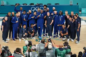 美国男篮击败法国奥运五连冠图片