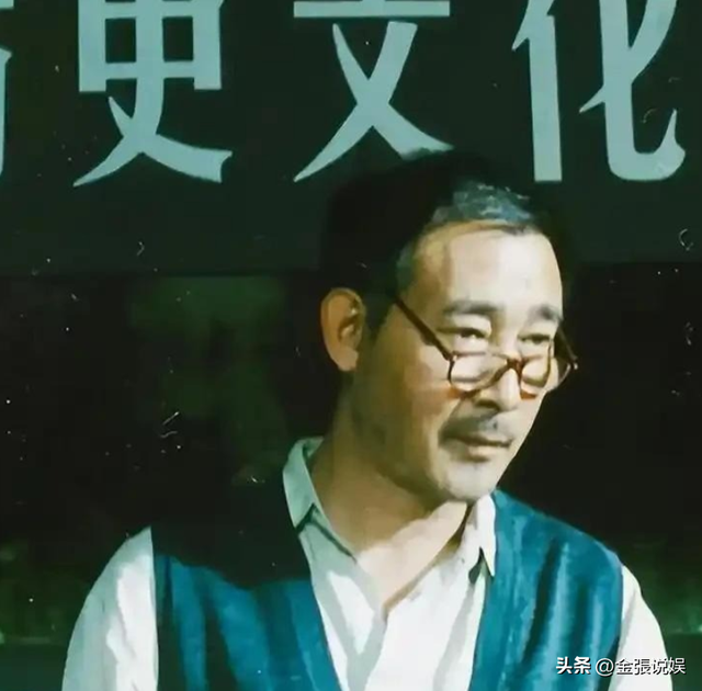 大家熟悉的他早已逝世，一天吃几十片止痛药，去世半年公众才知道