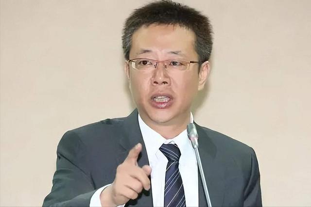 洪秀柱登上天安门，赖清德当局称“回来就抓”，大陆六字预言结局
