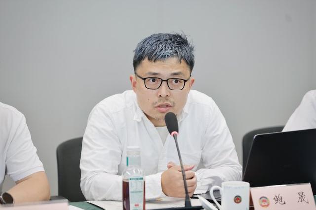 语言不通支付不便，能不能一下飞机就精准对接？外国友人想看机器人机器狗，是否可以实现？