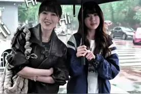 左小青的女儿都这么大了啊，长得跟妈妈好像，好漂亮皮肤也好白呀图片