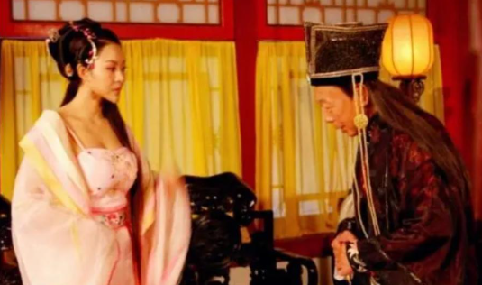 太监最惨不是净身！后宫面对妃子的无奈，比挨刀更折磨人