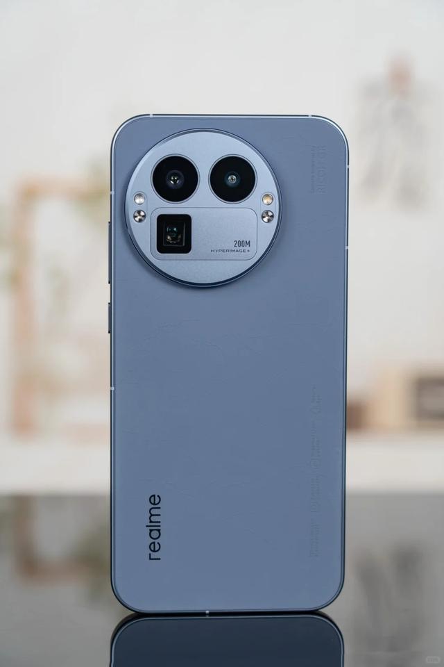 华为落选，安兔兔10月好评榜公布，小米拿下第三名，冠军是谁？