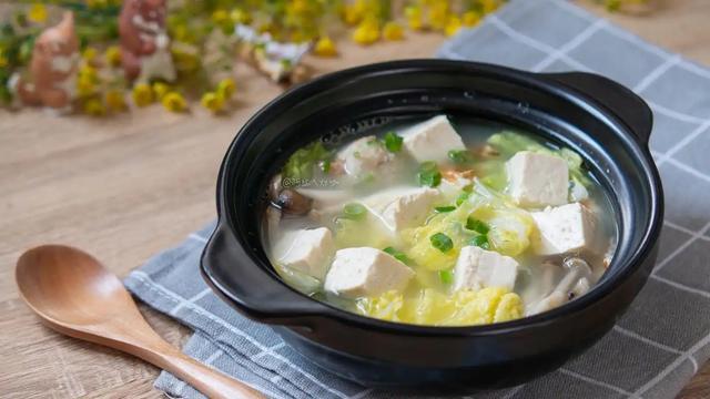 豆腐是血压“抑制剂”？医生：若想要血压正常，可多吃这3种食物