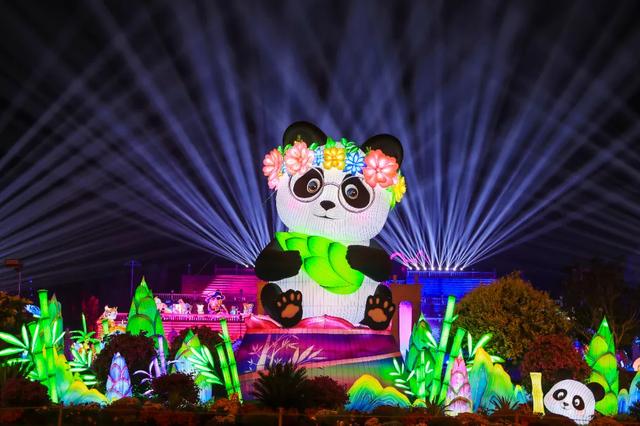 中秋国庆去哪玩？世界公园彩灯游园会攻略来袭~