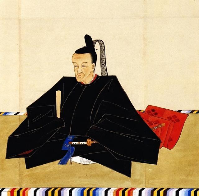 囚禁、乱伦、屈辱，揭露被日本人奉为神明的天皇