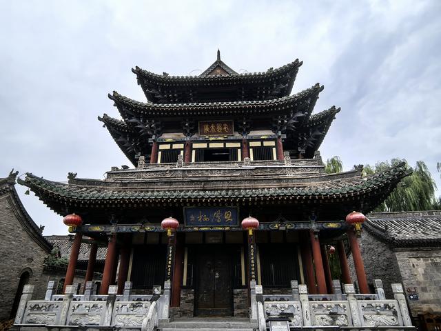 2025年稻城亚丁自驾之旅（4）榆次老城