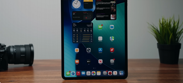 MacBook Pro M5 对比 iPad Pro M5—— 芯片相同，体验却天差地别！