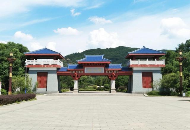 鹰潭文旅 MBTI 专属出游秘籍，i 人 e 人各得其乐