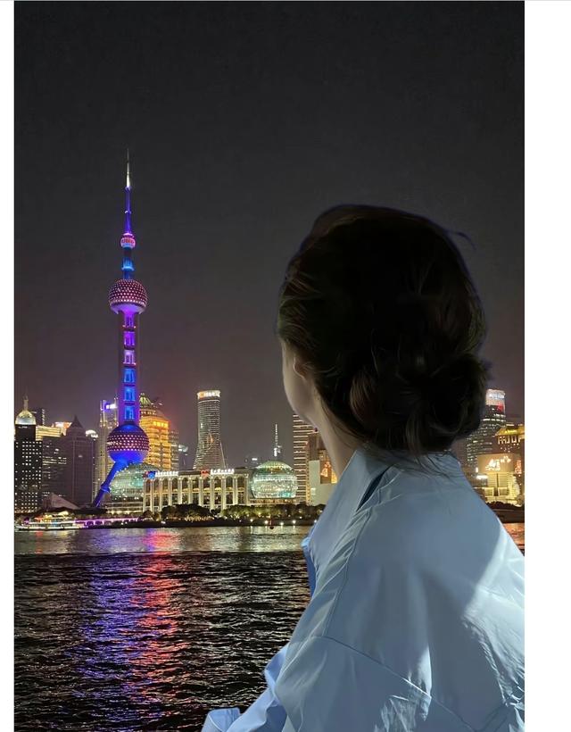 2025年双节出游热潮：一场全民参与的旅游盛宴