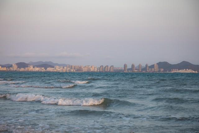 海南旅游热潮：阳光、文化与创新共谱新篇