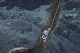 一具怪异的尸体挂在洞穴里长达9个月，当时究竟发生了什么？图片