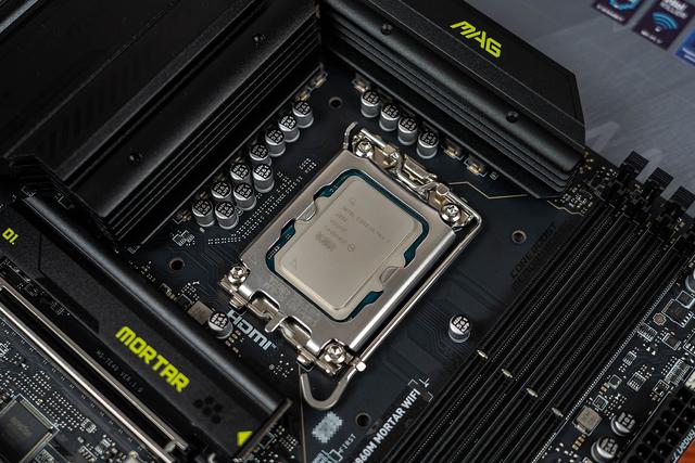 性能兼具性价比，微星MAG B860M 迫击炮+英特尔酷睿Ultra 7装机体验