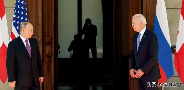 美俄私推28点计划，强夺乌领土，欧洲联手制衡