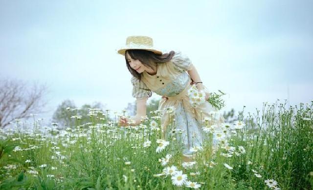 我55岁，已经绝经了，前阵子跟一个比我大八岁的老头在一起