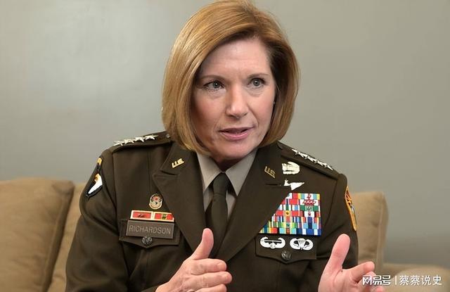 美军急袭波多黎各，永不沉没的航母复活！特朗普南美野心彻底曝光