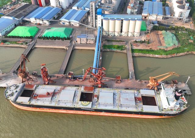 中国说不买就不买了！特朗普万万没想到，中方兑现承诺后果断回头