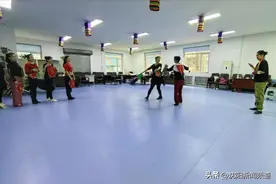 和平区北市场街道图们社区：“大东北是我的家乡”秧歌扭起来图片