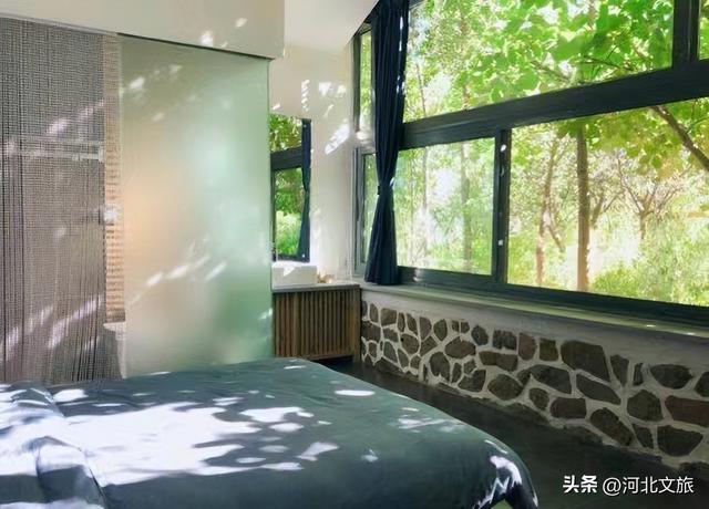 河北最被低估的旅游度假地，品国宴葡萄酒，泡稀有疗养温泉，住长城脚下的千年古村，北京高铁1小时就能直达
