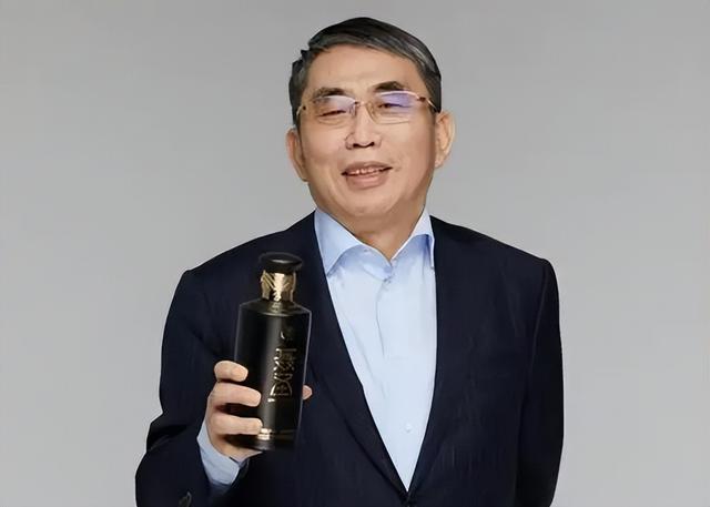 聂卫平去世仅1天恶心的一幕发生	，私生活被扒，郎平也受牵连