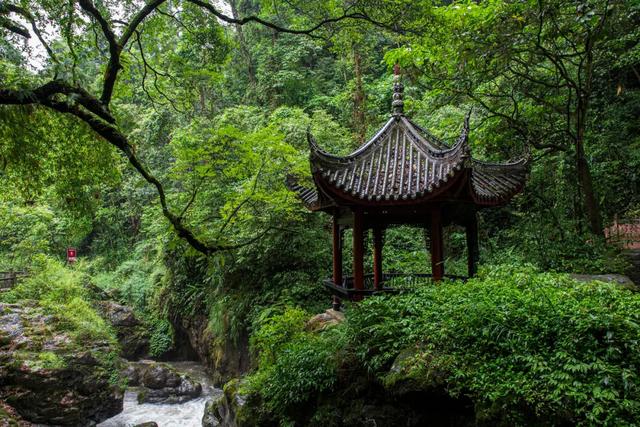 青山如黛,锦绣峨眉——峨眉山旅游攻略