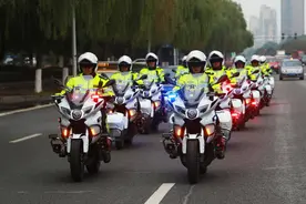 军改后，武警是如何与警察划分界限的？有3大标志，不再受公安管图片