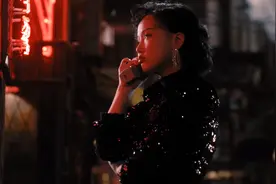 繁花：开场一分钟，酥了万千观众，黄龄的风情万种是刻在骨子里的图片